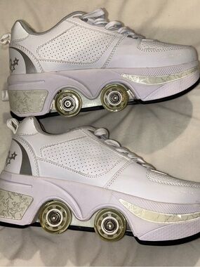 White Women's Roller Heel Platform Sneakers - Brand Unknown